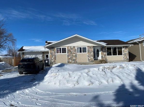 1016 Carlton DRIVE, Esterhazy, SK S0A 0X0