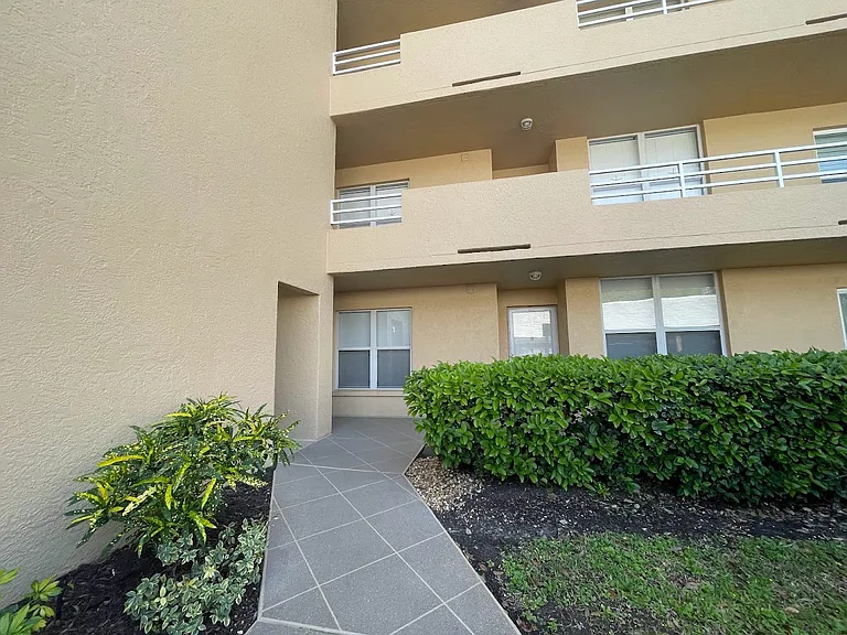 3730 Pinebrook Cir #102 — Photo 18