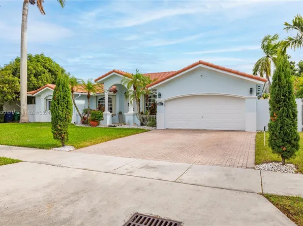 18105 SW 150th Ct, Miami, FL 33187
