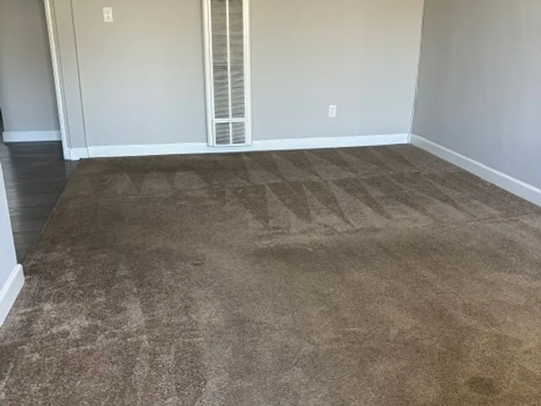 Mardi Gras for 1475, Palmyra Avenue Orange, CA 92868 | Palmyra Apartments for 1511-1519 Palmyra A... — Photo 4
