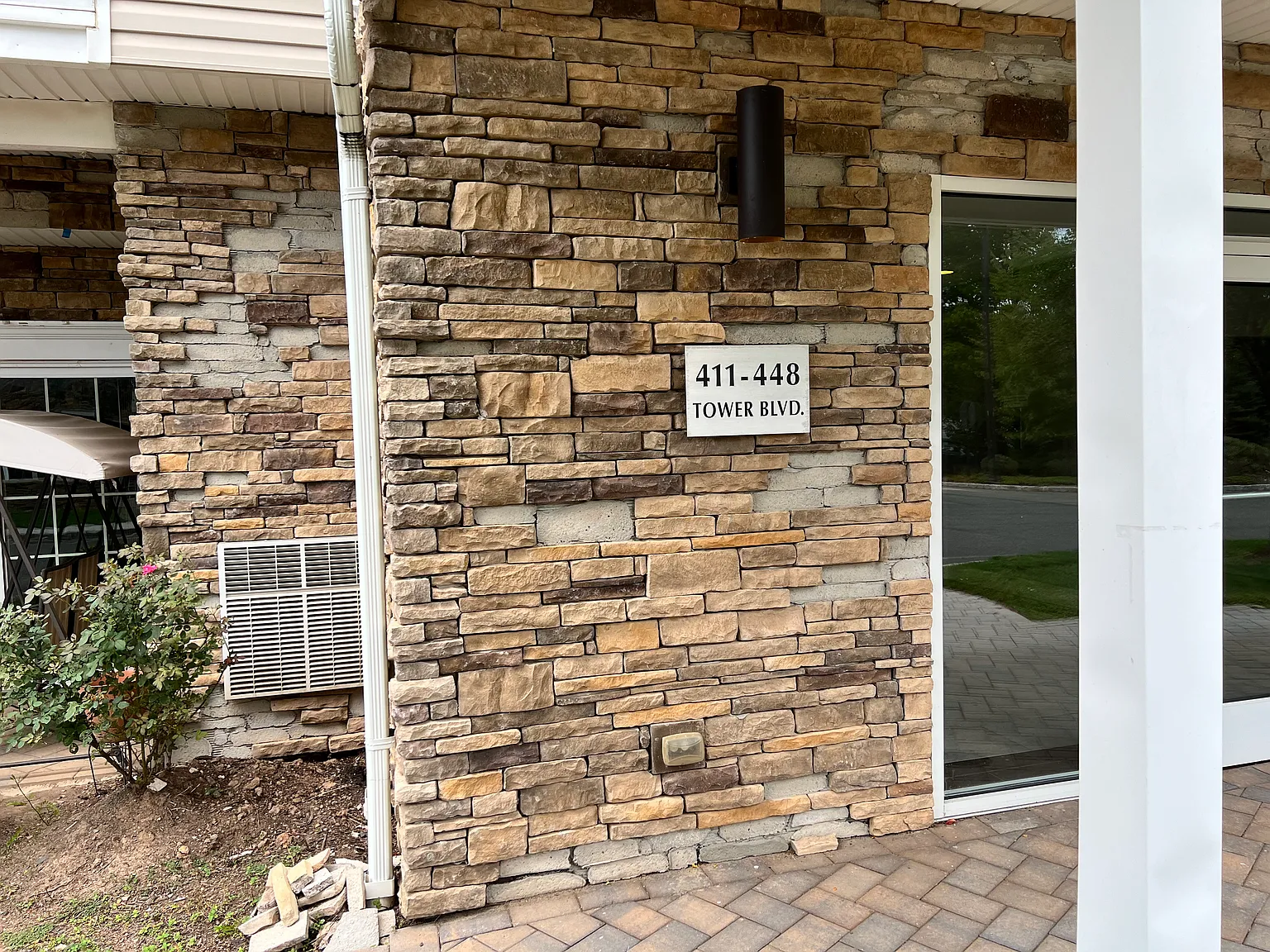 2 bed, 1259 sqft, $2,800 — Photo 4