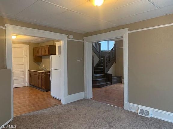 4th image of 3718 E 71st St APT 1