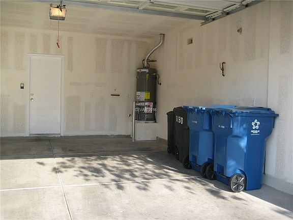 2nd image of 8130 Aurora Mist St #0