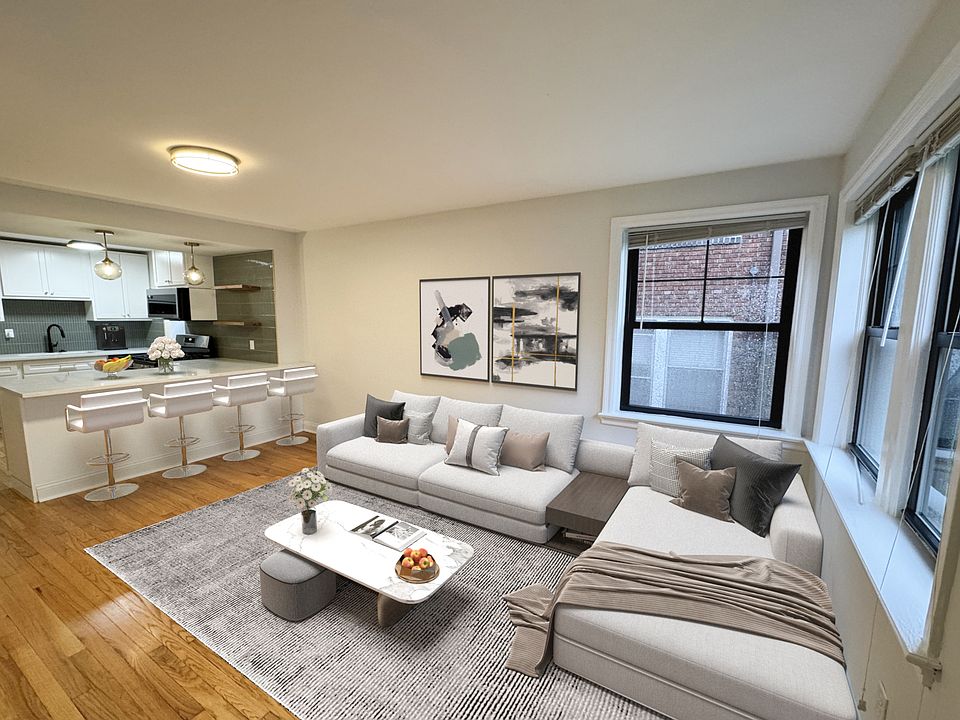 1st image of 7270 Forsyth Blvd #1W