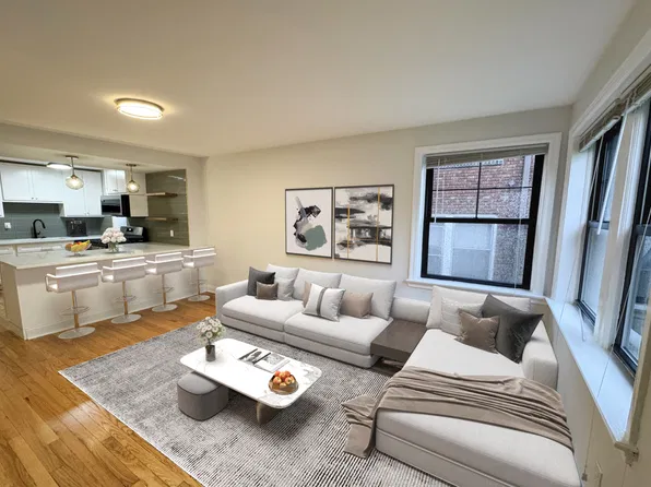 7270 Forsyth Blvd #1W, Saint Louis, MO 63105