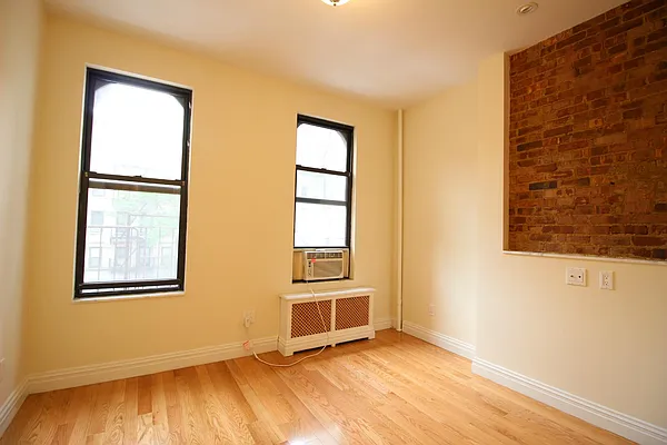 Rented by Keller Williams NYC | media 29