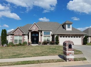 12115 Lynwood Dr, Fort Smith, AR 72916