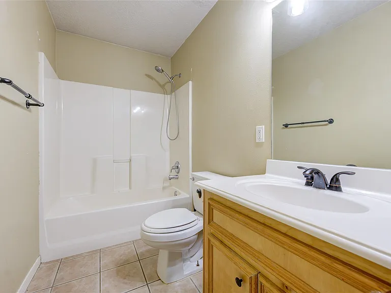 9550 Thousand Oaks Loop — Photo 19