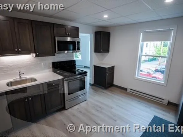 303 Boston Ave #1, Medford, MA 02155