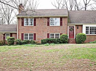 2520 Dovershire Rd, North Chesterfield, VA 23235