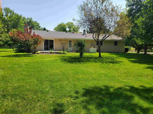 4922 Dunbarton Pkwy, Rockford, IL 61101