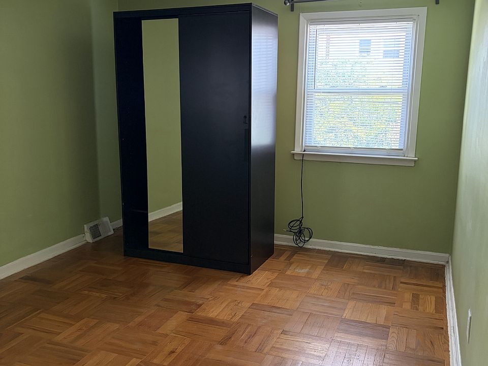 1st image of 10147 Bridle Rd Floor 2
