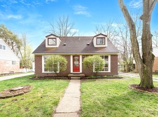 2221 Walter Dr, Ann Arbor, MI 48103