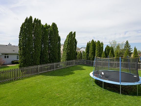 3rd image of 1106 Turnberry Ct