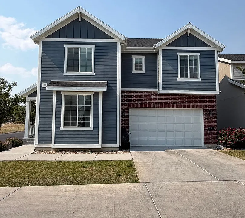 952 W 2840 N