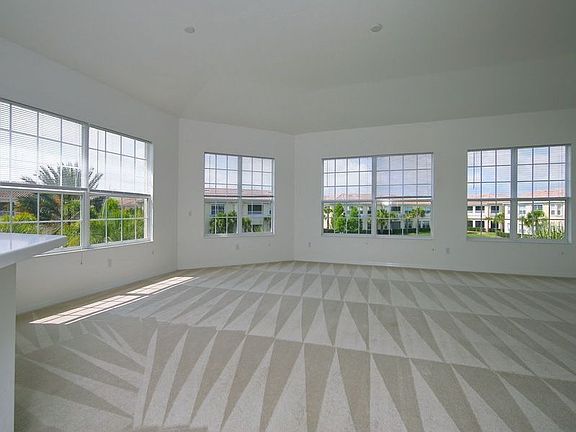 3rd image of 1912 Triano Cir #1912