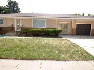 7707 W Hope Ave, Milwaukee, WI 53222