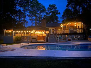 302 Lakeside Dr, Defuniak Springs, FL 32435