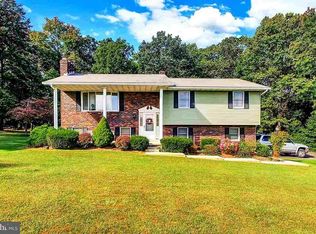 6425 Orefield Rd, Spring Grove, PA 17362