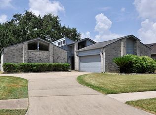 2010 Echo Rdg, Sugar Land, TX 77478