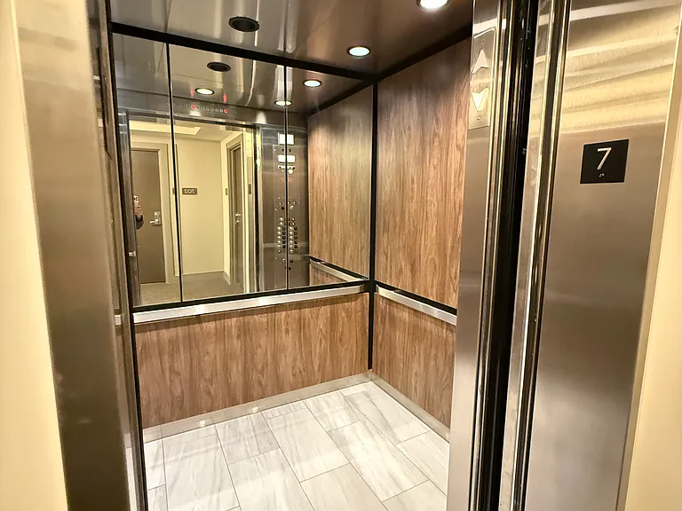 121 Portland St #703 — Photo 8