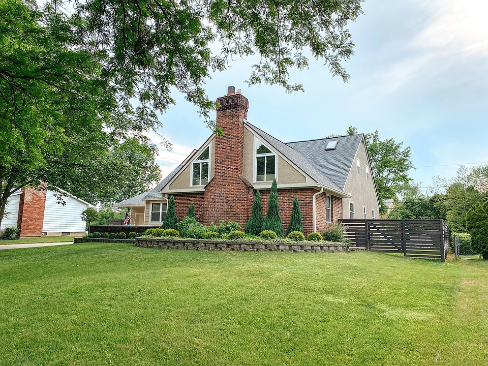 1st image of 4461 Sussex Dr