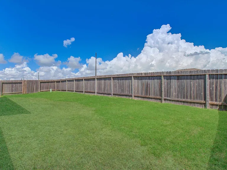 14543 Rain Tree Dr — Photo 34