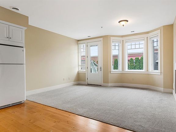 4th image of 725 Harbor Watch Dr Unit 205-7