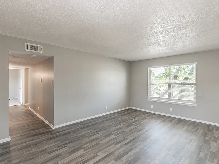 Davis Park Apartments — Photo 56