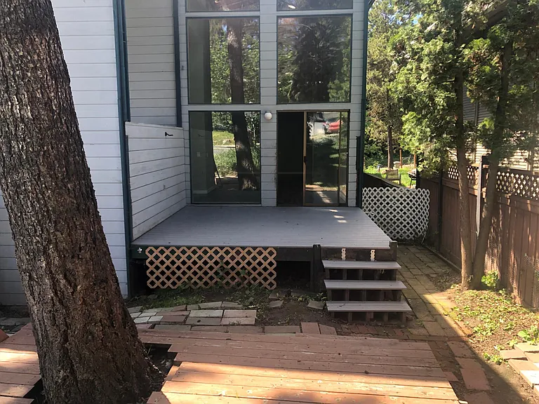 1007 NW Bryant St — Photo 17