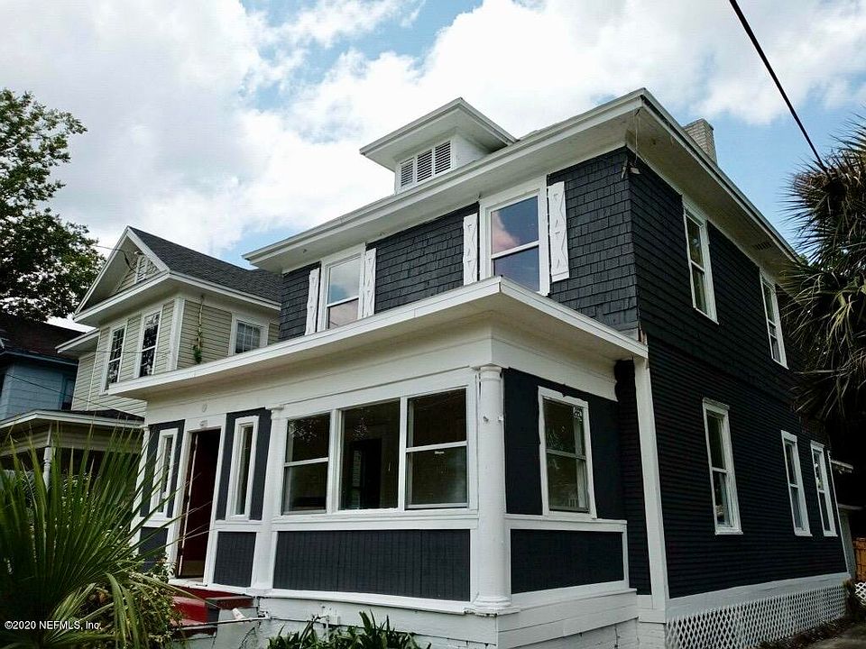 1st image of 47 E 18th St