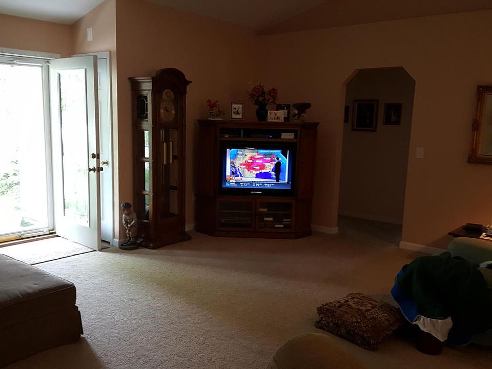 1st image of 3226 Warpath Dr