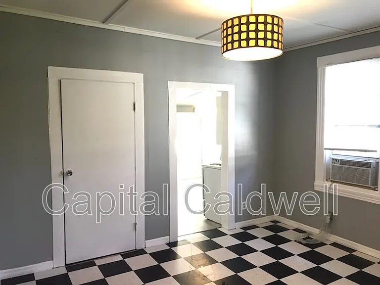 4104 N Ola Ave #3 — Photo 9