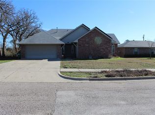 508 Hallum Dr, Denton, TX 76209