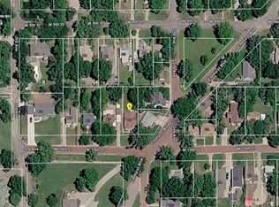 811 W 10th St, Concordia, KS 66901