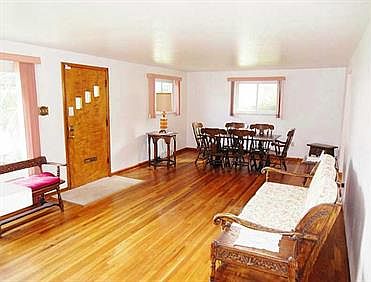 5th image of 2429 Haymaker Rd
