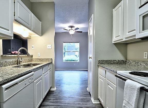 4th image of 12166 Metric Blvd APT 103