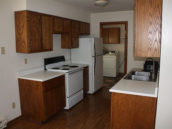 2nd image of 204 W Hayden St APT 2