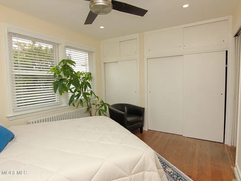 240 7th Ave #1 — Photo 13