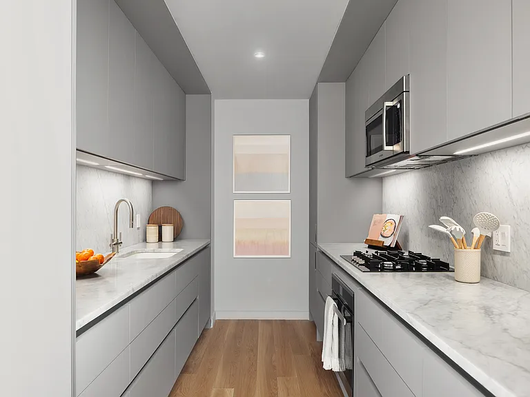 547 W 47th St #805 — Photo 1
