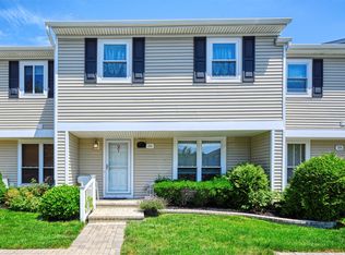 100 Baker Court #36, Island Park, NY 11558