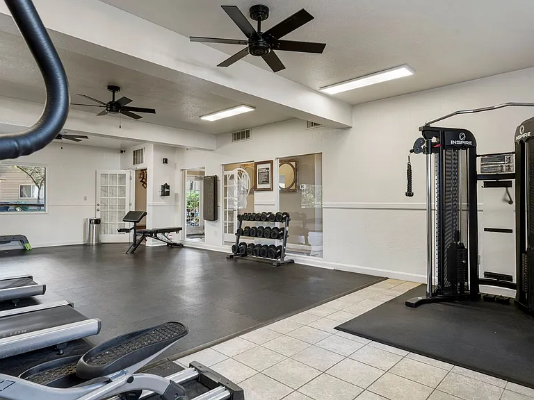 Deerfield Estates - First Months Rent FREE *Select Units Only* — Photo 11