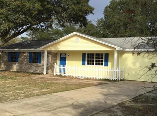 1976 Frontera St, Navarre, FL 32566