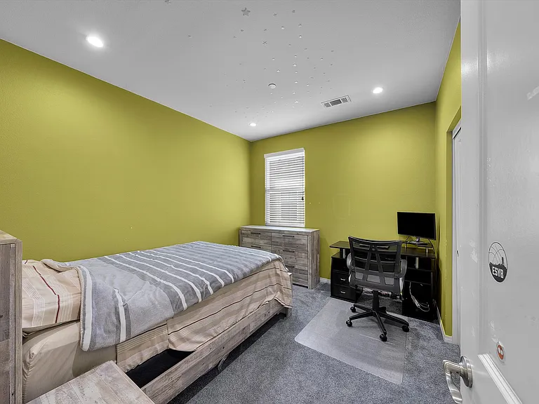 2598 Denali Ct — Photo 19