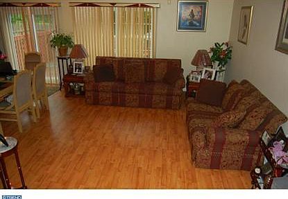 4th image of 46 Theo Ct