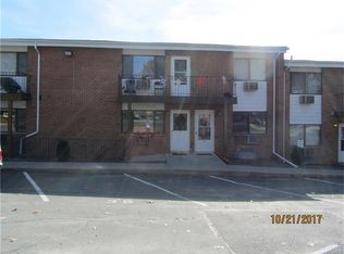 31 Poplar Ln, Middletown, NY 10941