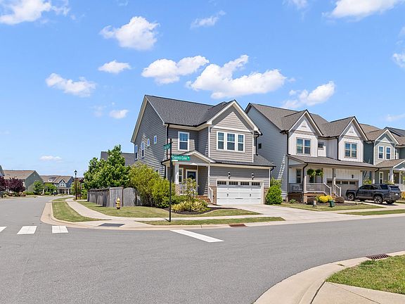 3rd image of 1632 Cypress Cove Dr