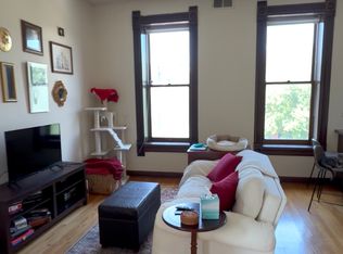 959 W Armitage Ave APT 3A, Chicago, IL 60614