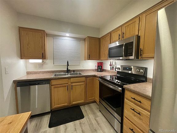3rd image of 680 Water St Unit 3