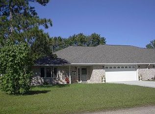 208 3rd St N, Northwood, IA 50459